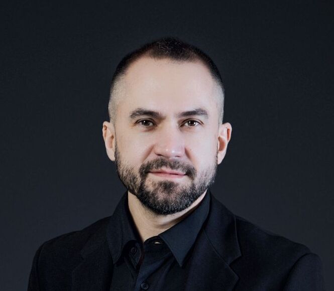 Alejandro Martín — Especialista en Administradores de Fincas